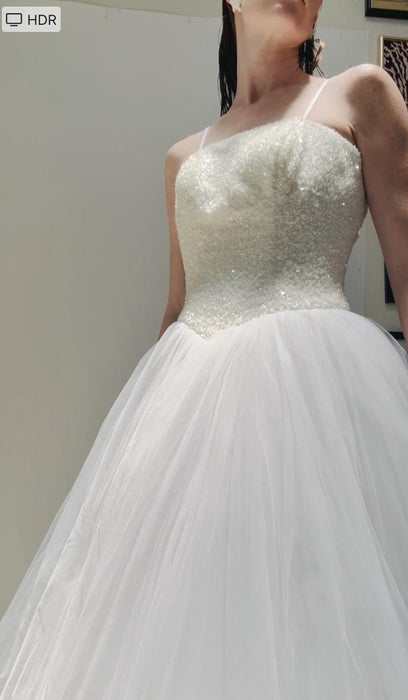 2000s y2k Vintage Wedding Dress White Strapless Ball Gown Dress Beaded Evening Wedding Dress Oleg Cassini XS 2 White Tulle Dress Princess